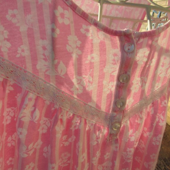womens long nightgown size med - Picture 4 of 4
